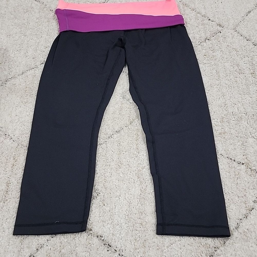 Lululemon Groove Crop Legging Women 4 Black Fold over Yoga Activewear Athleisure
